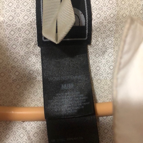 North face rain coat - Picture 3 of 4